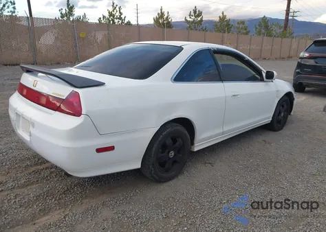 2001 Honda Accord 2.3 Ex из США, поврежденный, VIN 1HGCG32761A001364